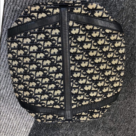 Dior Boston bag (preloved) - Picture 9 of 10